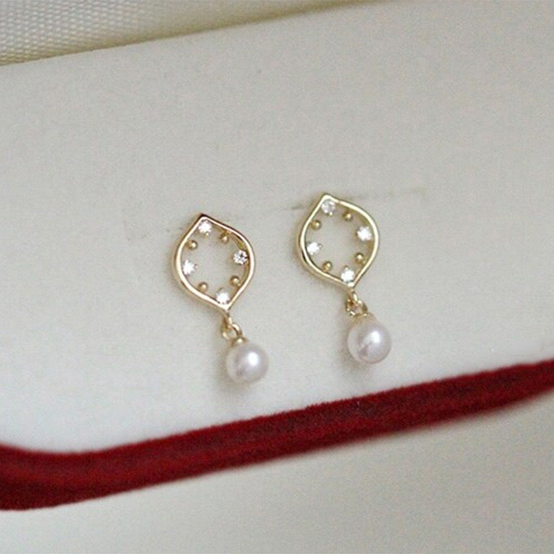 Paradigm Pearl Stud Earrings