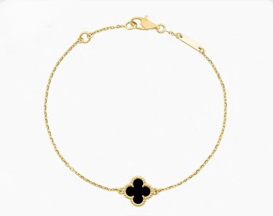 Beaded Agate Clover Bracelet