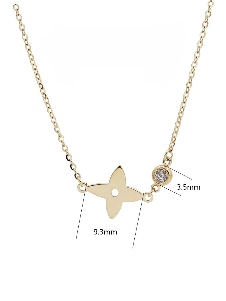 Kite Clover Bezel Necklace
