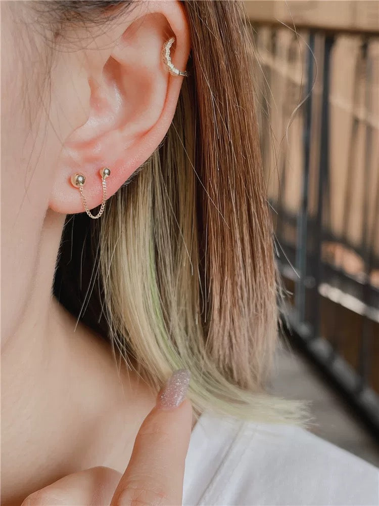 Lungchuck Chain Barbell Stud Earrings