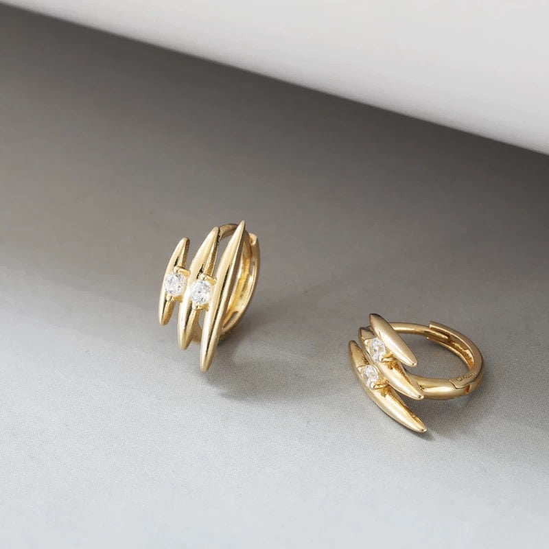 Beam Arrow Huggie Hoops