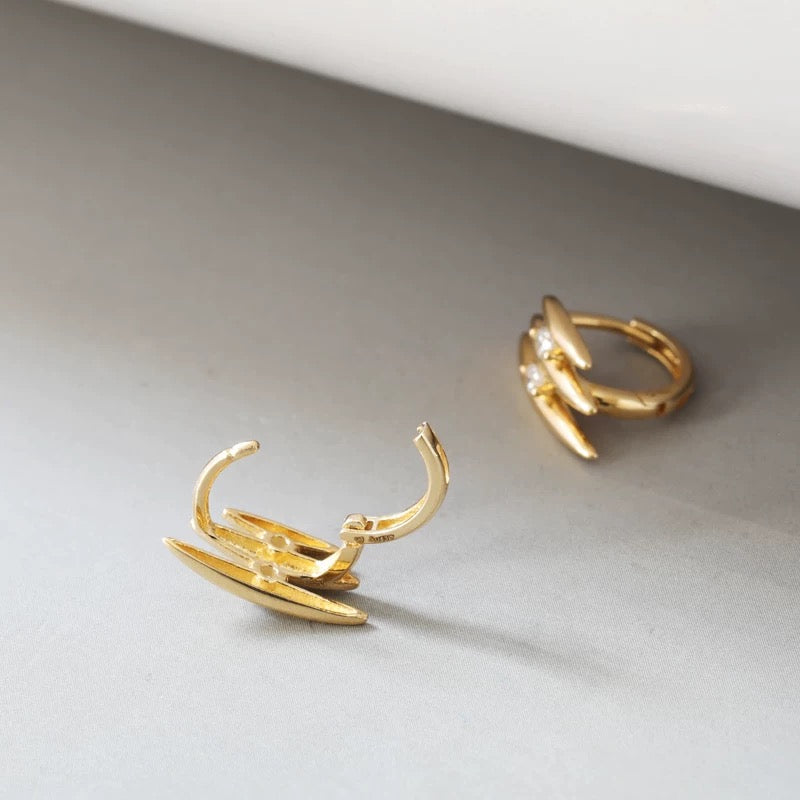 Beam Arrow Huggie Hoops