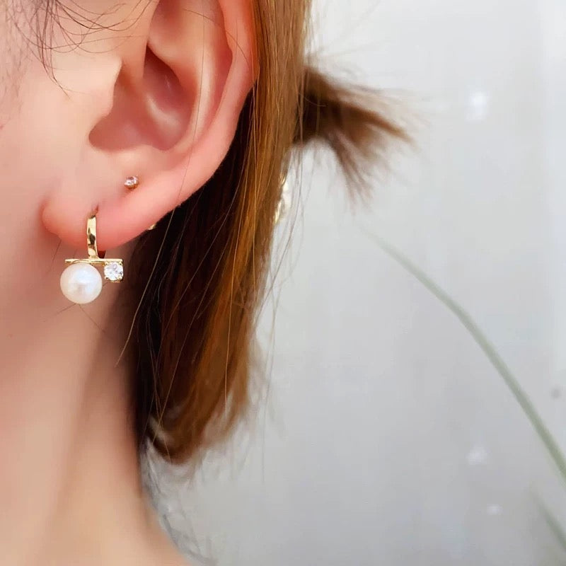 Ceiling Bar Pearl & Gem Huggie Hoops