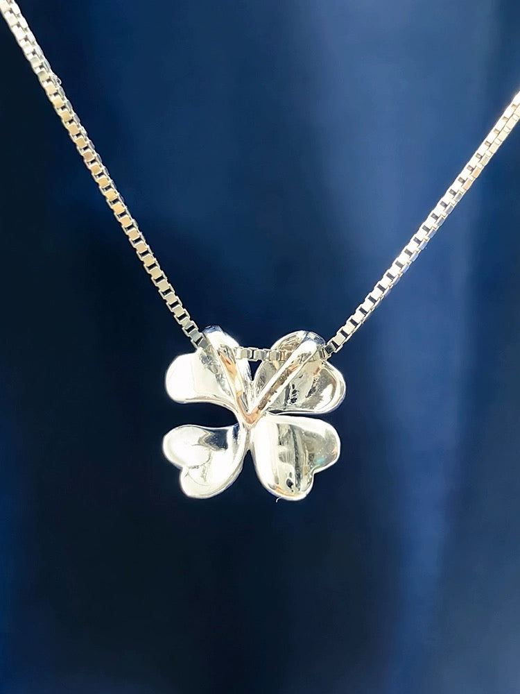 Four Leaf Clover Charm Pendant