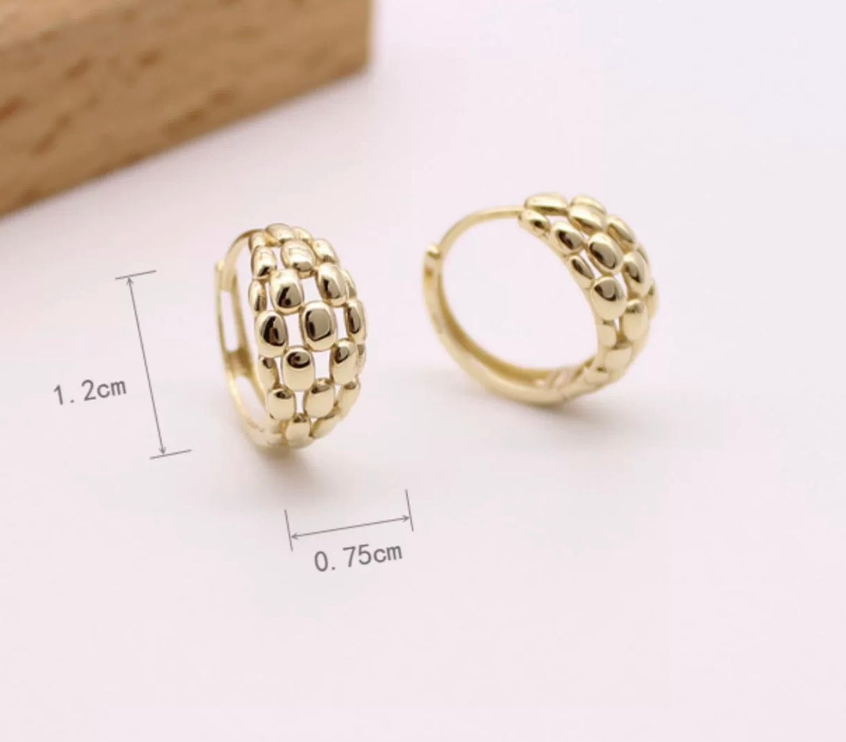 Waffle Pebbled Huggie Hoops