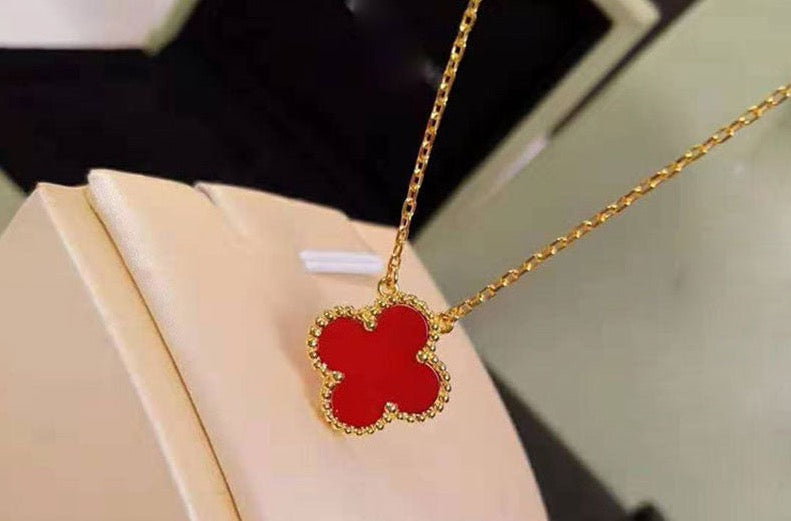 Beaded Agate Clover Necklace