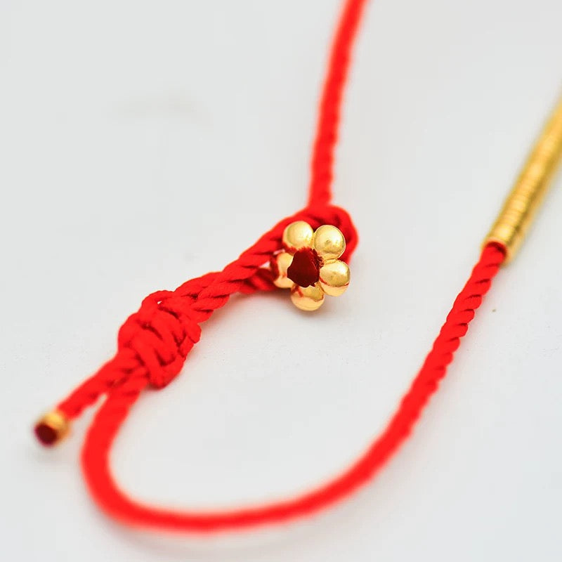 Martial Daisy Rope Bracelet