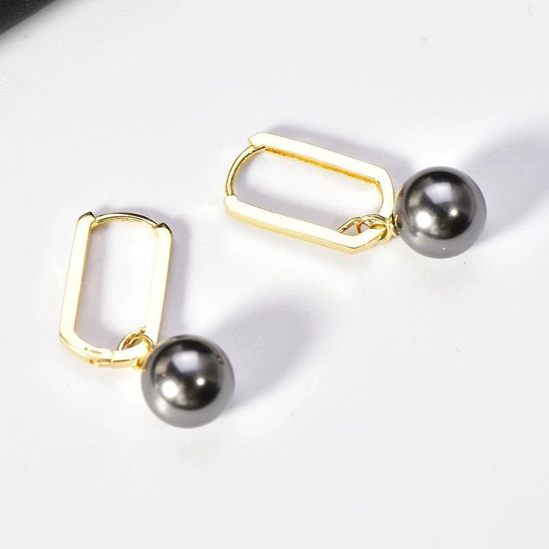 Oblong Frame Hanging Graphite Pearl Hoop Earrings