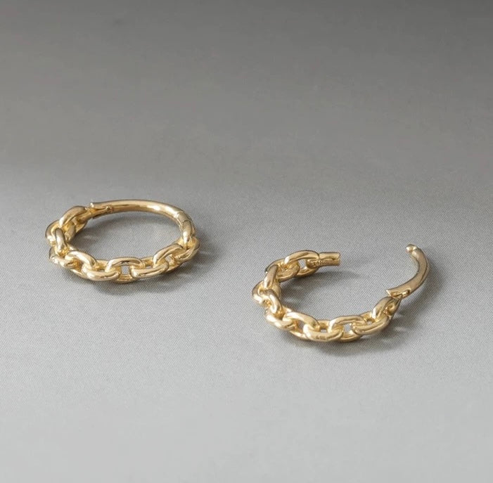 Anchor Chain Buckle Huggie Hoops