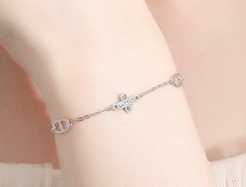 Marine Anchor Link & Clover Patterned Bracelet