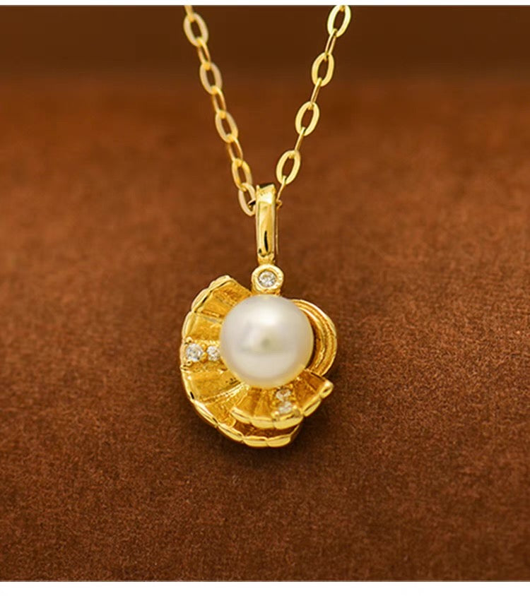 Pearl in Shell Basket Charm Necklace