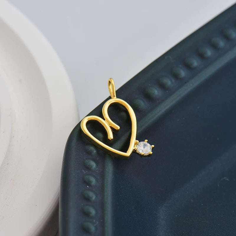 Wired Solitaire Heart Charm Pendant