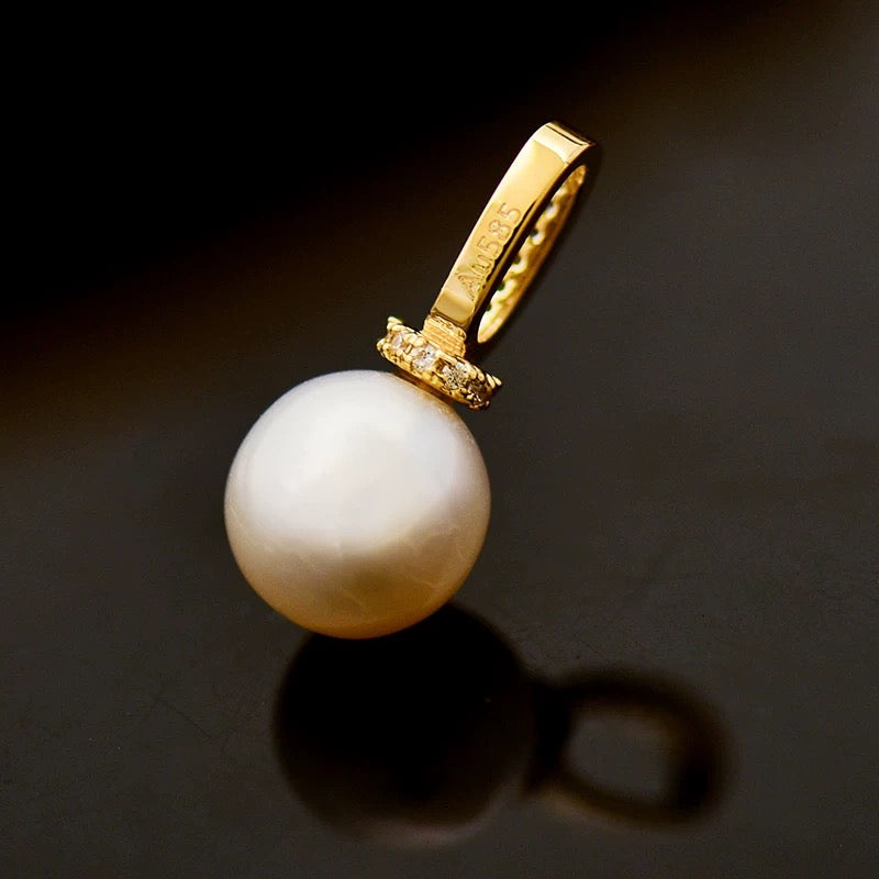Top Hat Bail Pearl Charm Pendant