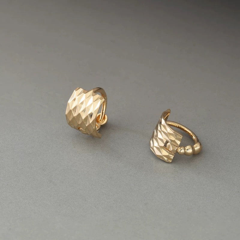 Diamond Cut Shield Huggie Hoops