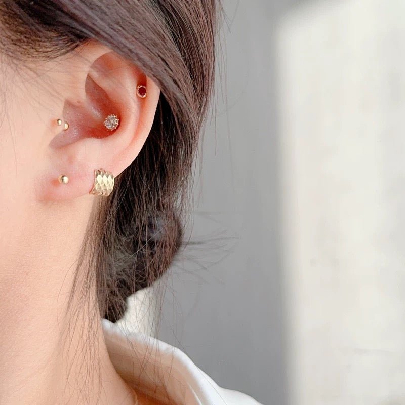 Diamond Cut Shield Huggie Hoops