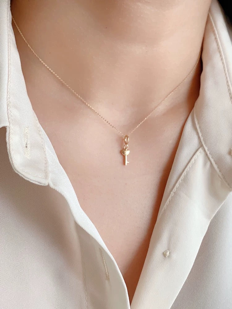 Detachable Heart Key Charm Necklace