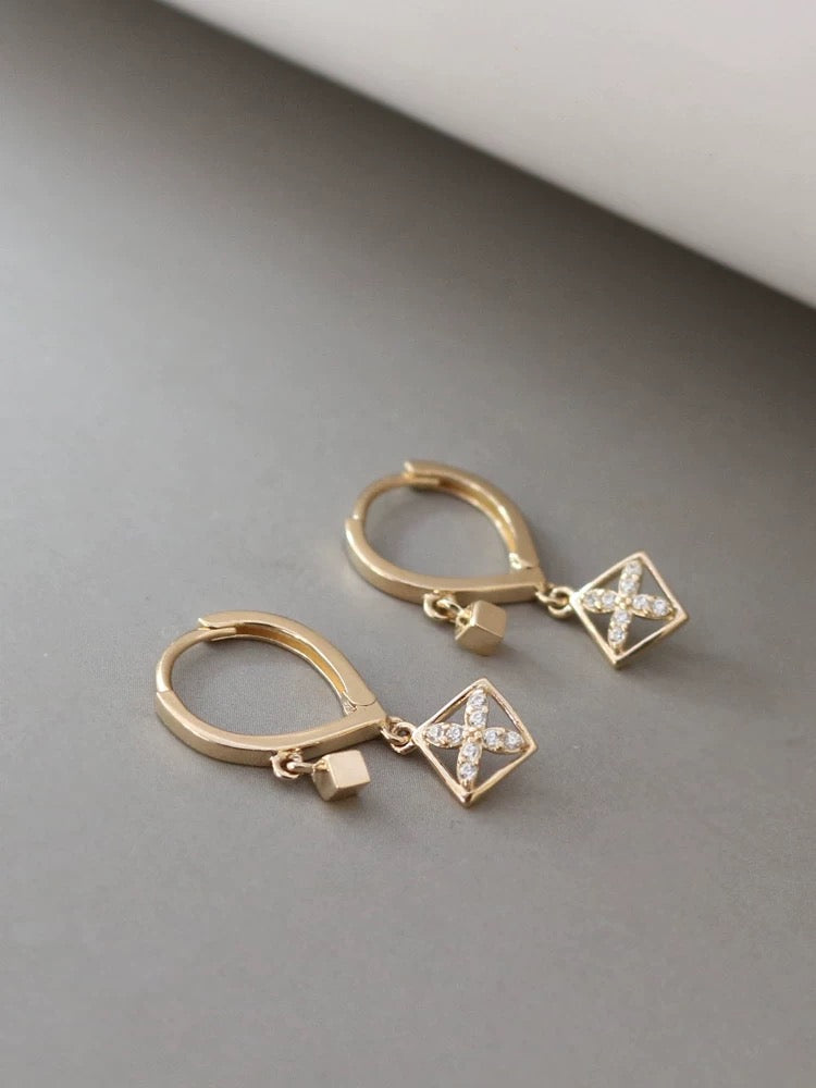 Flower Kite Huggie Hoops