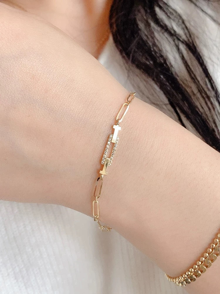 T-Bar Paperclip Chain Bracelet