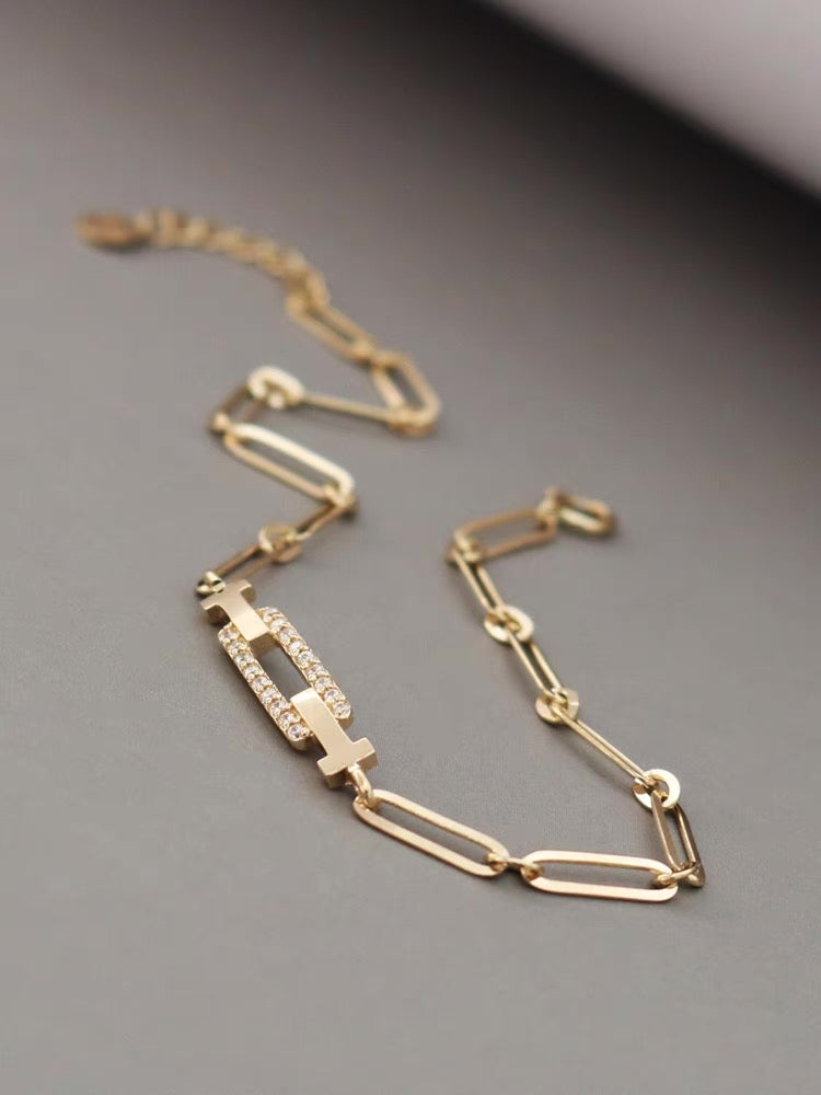 T-Bar Paperclip Chain Bracelet