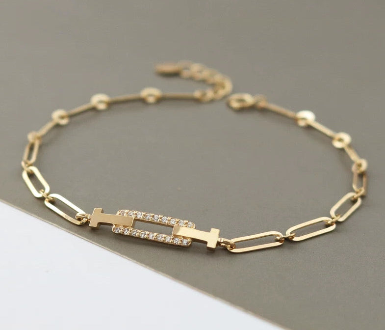 T-Bar Paperclip Chain Bracelet