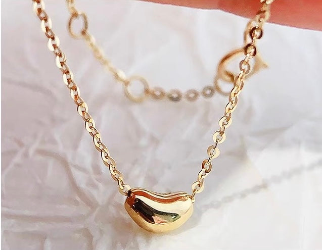 Shiny Bean Charm Bracelet