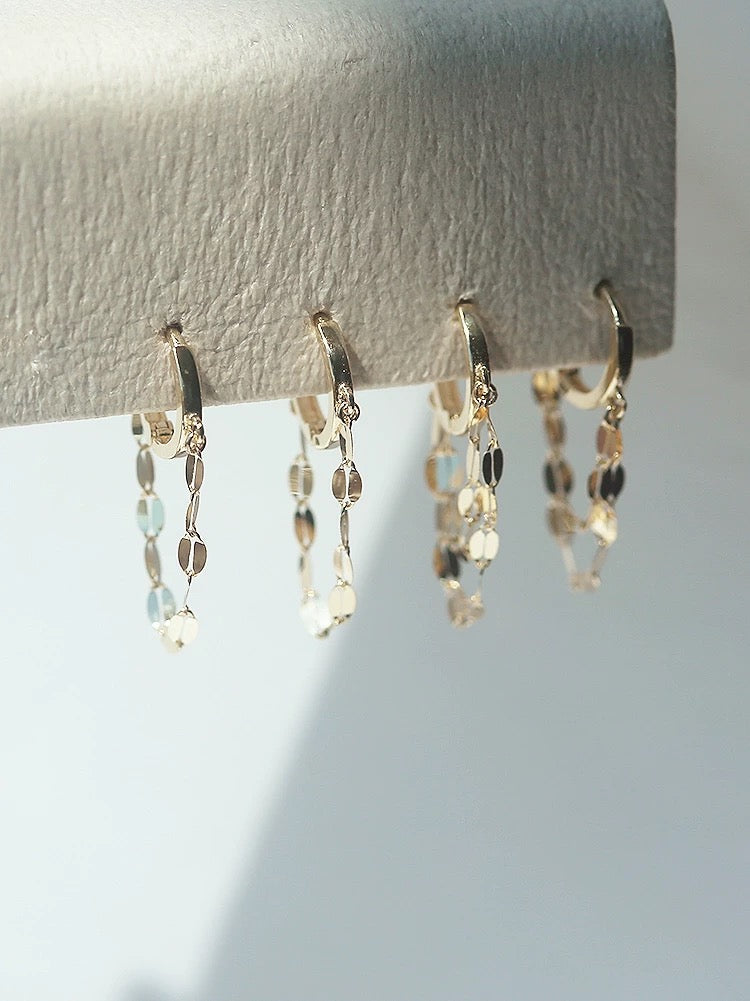 Sequin Kiss Chain Huggie Hoops