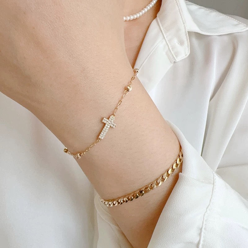 Cross & Spiralled Beads Bracelet