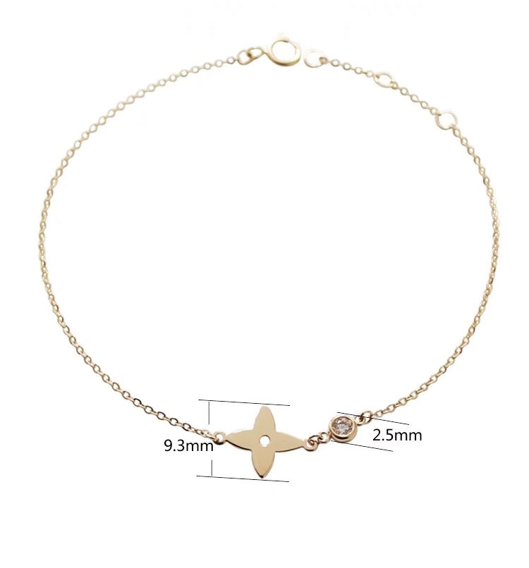 Kite Clover Bezel Bracelet