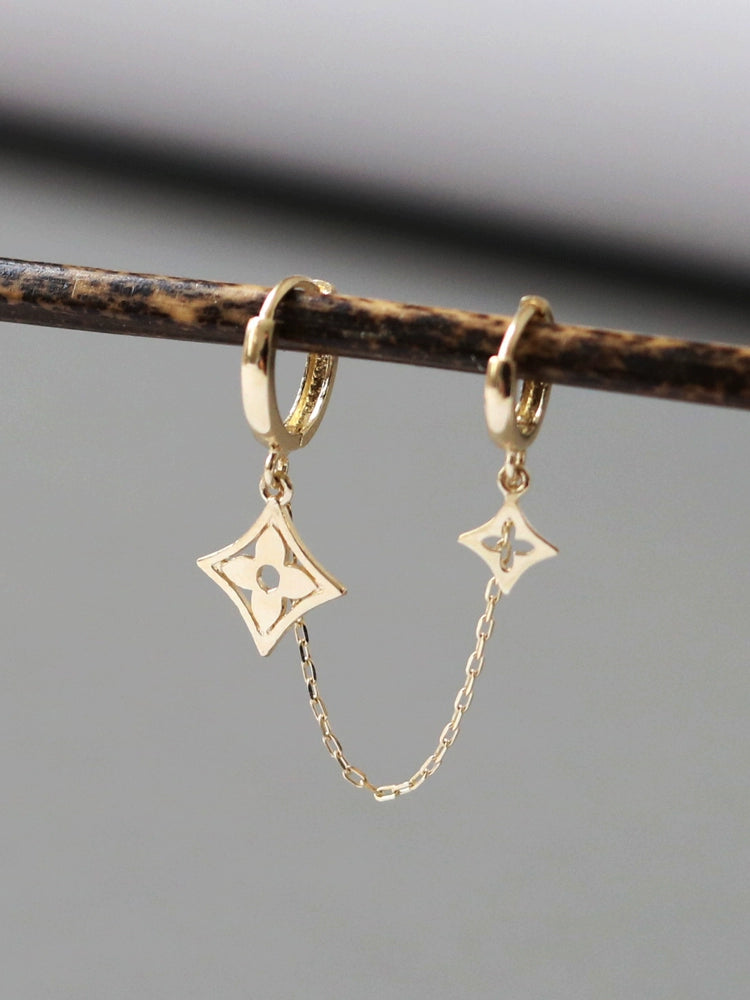 One Piece Kite Flower Huggie Hoops Chain Earring