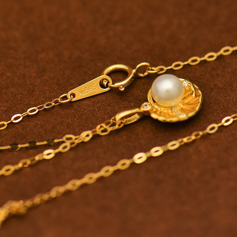 Pearl in Shell Basket Charm Necklace