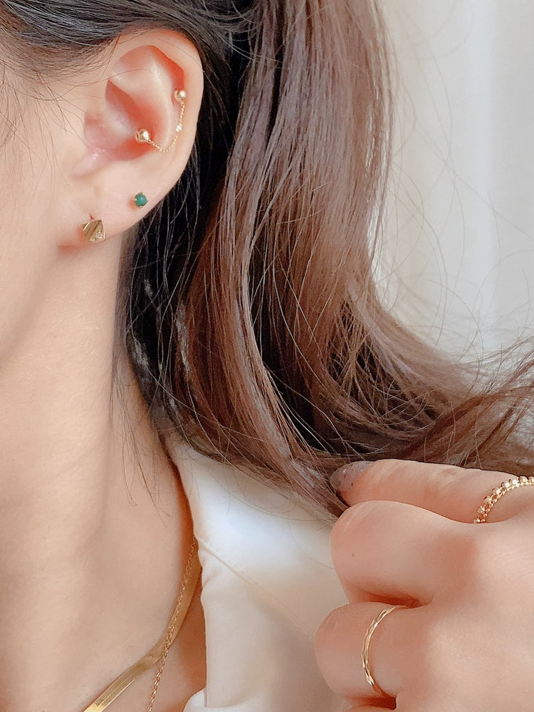 Lungchuck Chain Barbell Stud Earrings