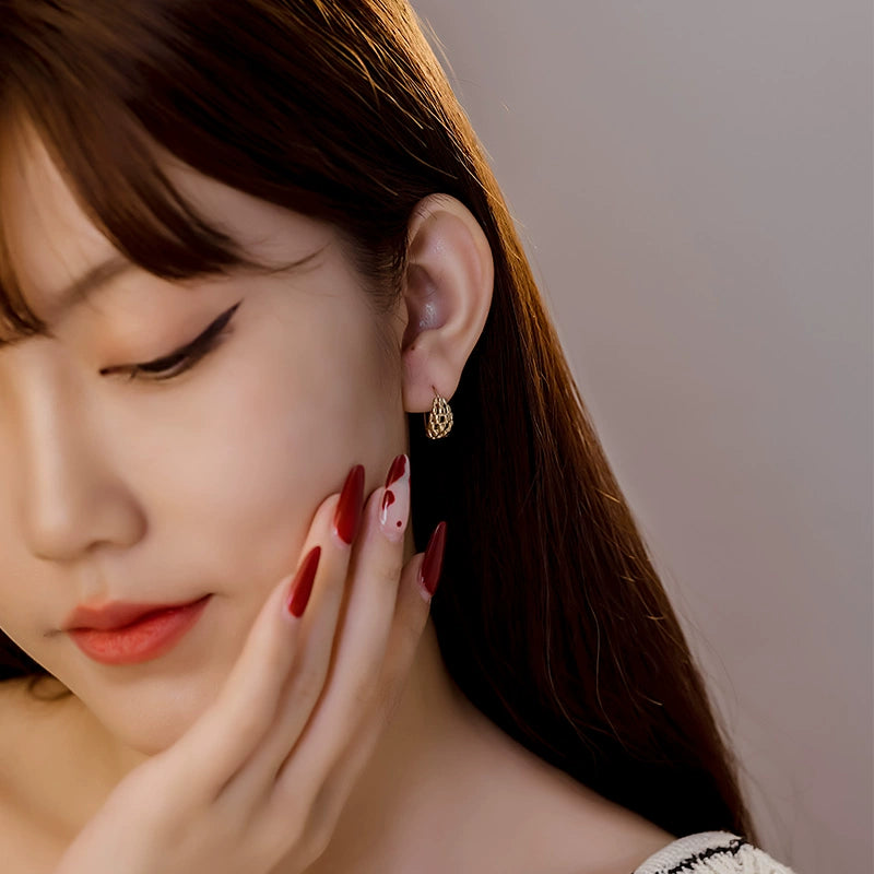 Waffle Pebbled Huggie Hoops