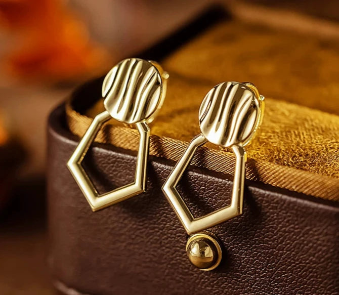 Ripple Tie Handle Huggie Hoops