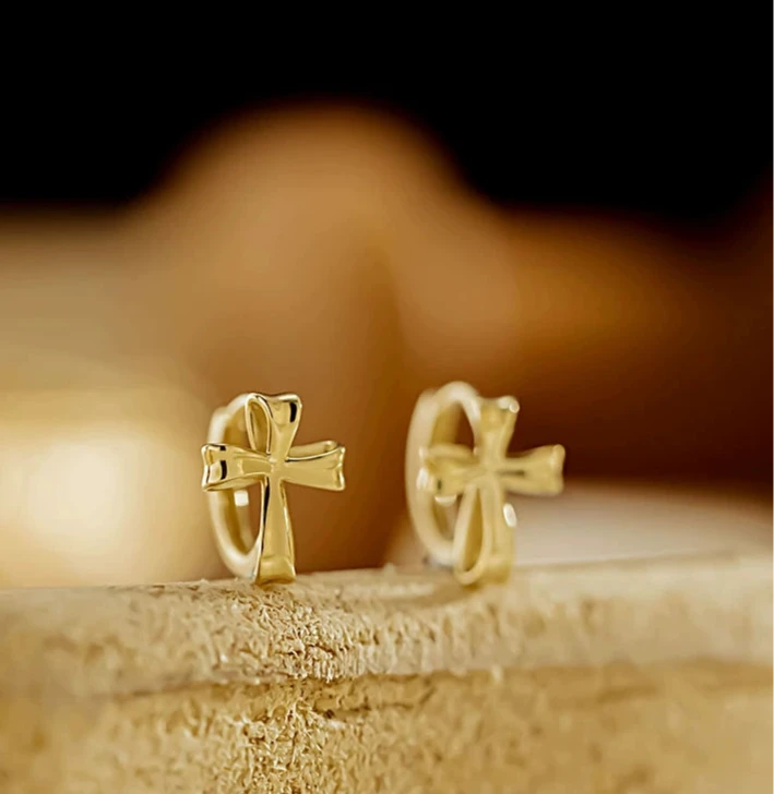 Fold Bow Cross Huggie Hoops