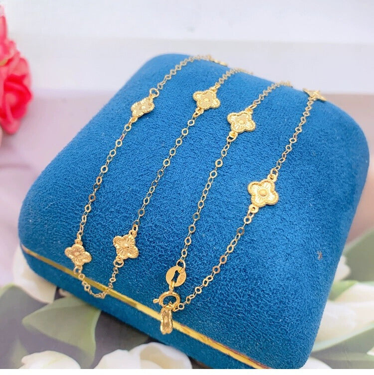 Clover Patterned Chain Lariat Necklace