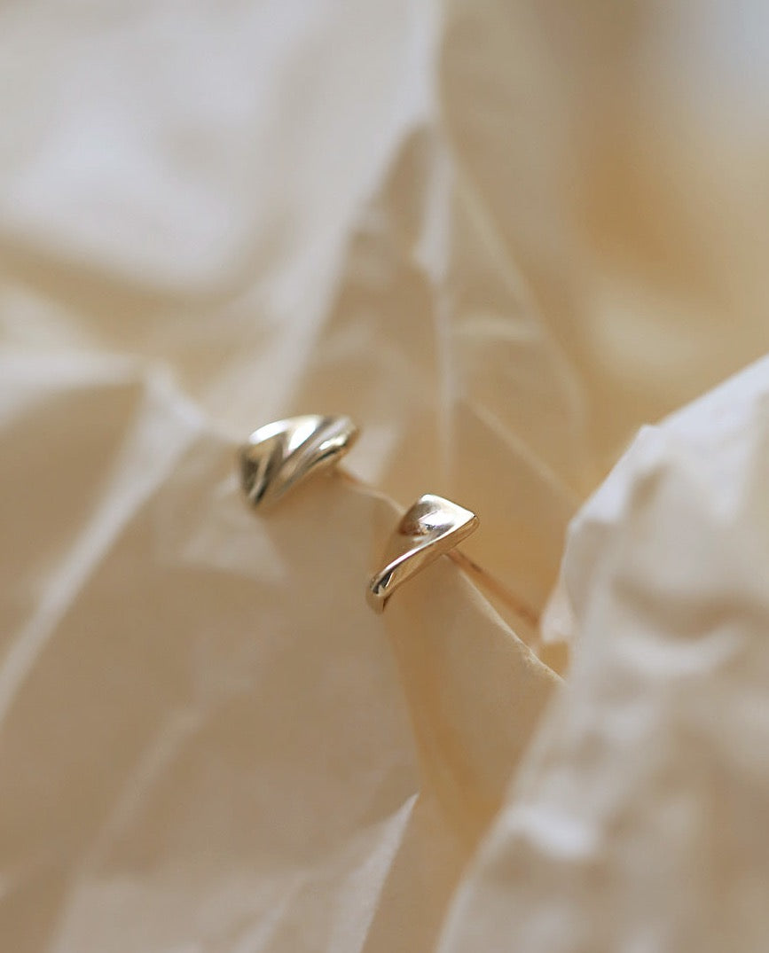 Everyday Twist Stud Earrings