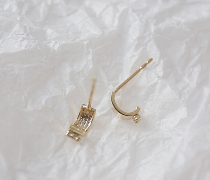 Bold Tab Stud Earrings