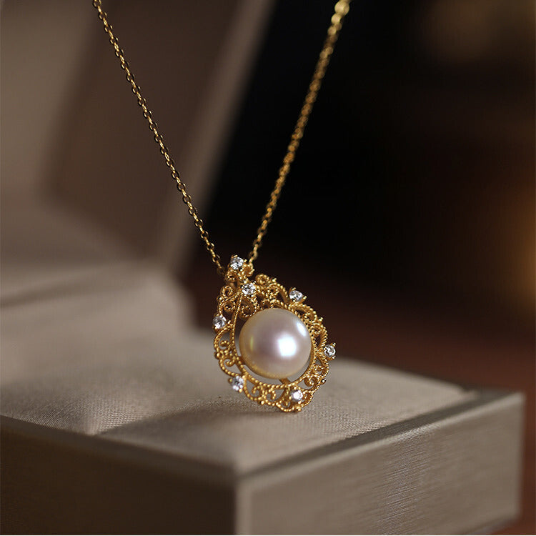 Akoya Pearl Shell Charm Necklace