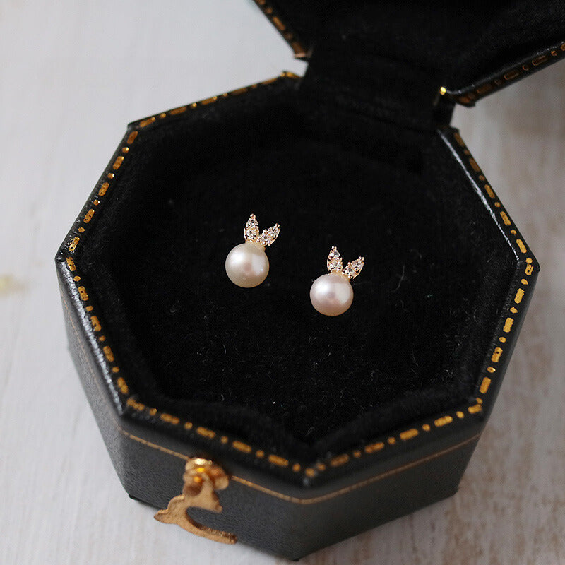 Bunny Pearl Stud Earrings