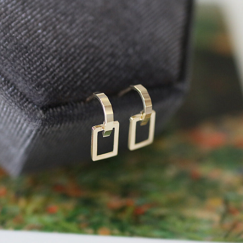 Block Frame Stud Earrings