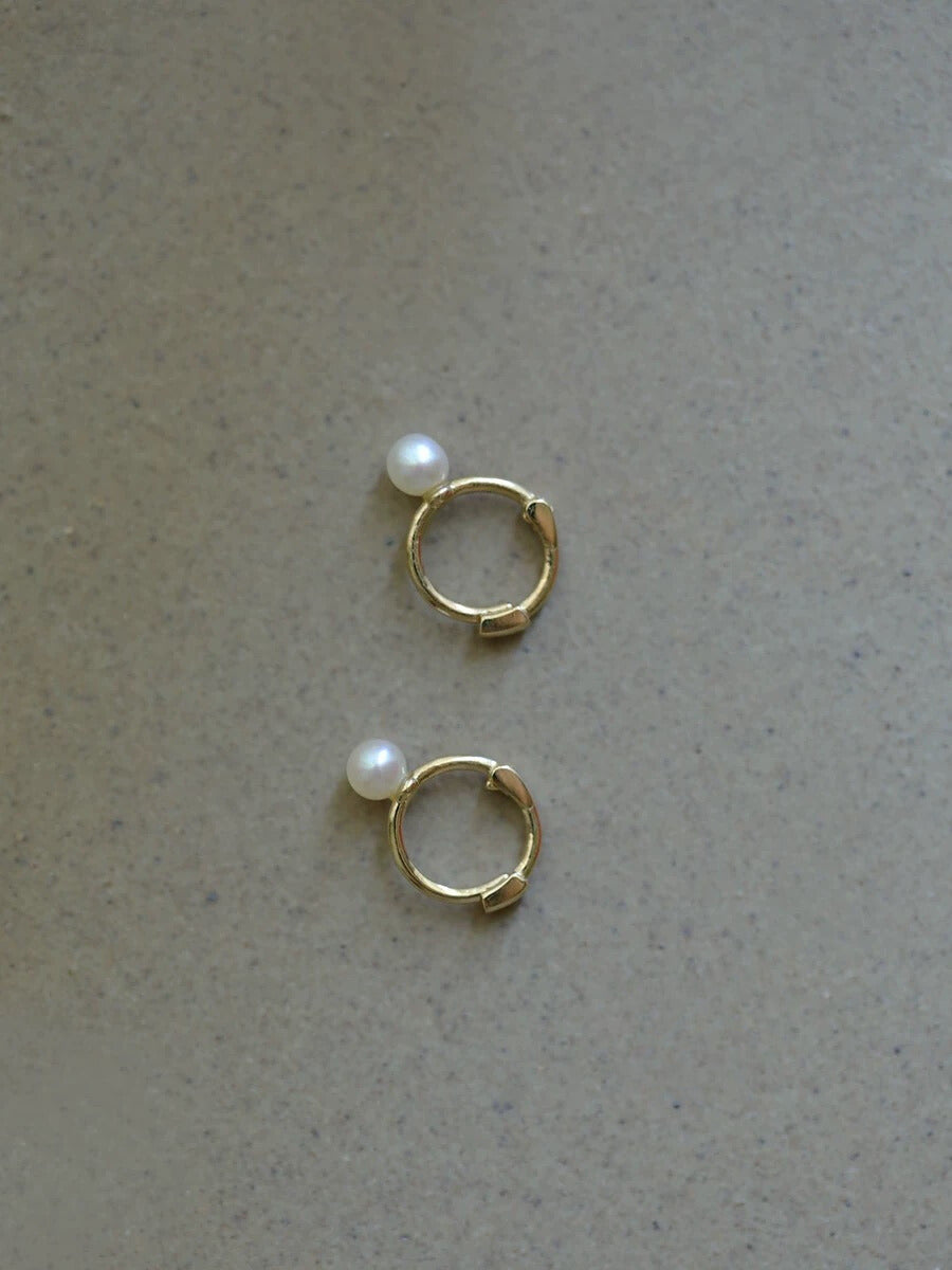 Gorgeous Pearl Huggie Hoops