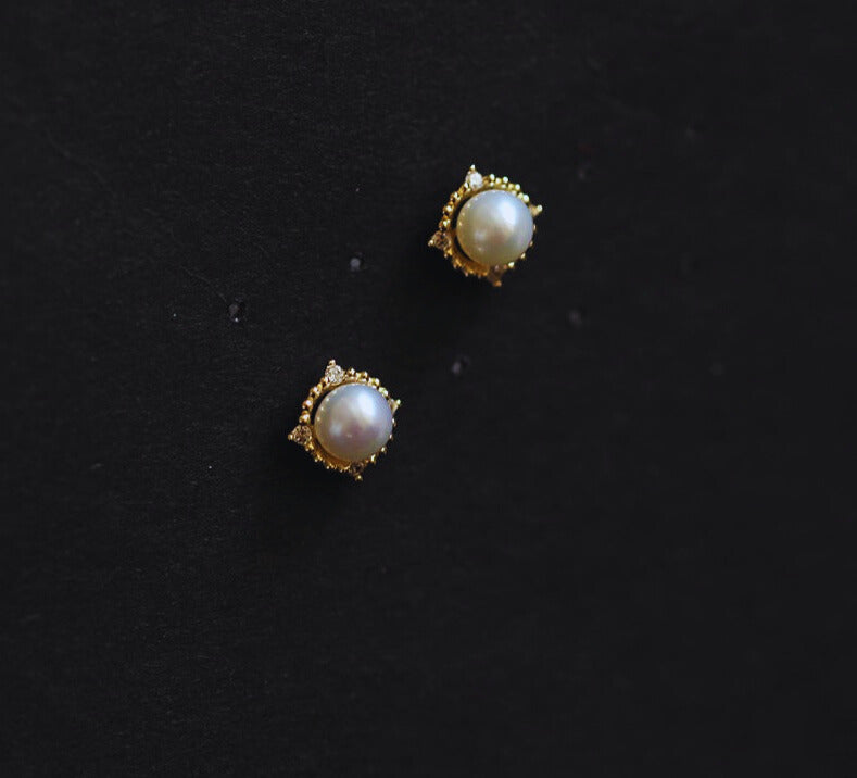 Diane Pearl Stud Earrings