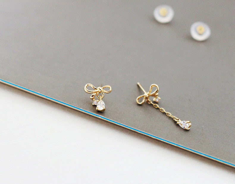 Bow Peep Chain Stud Earrings