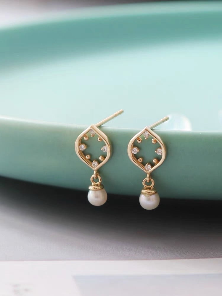 Paradigm Pearl Stud Earrings