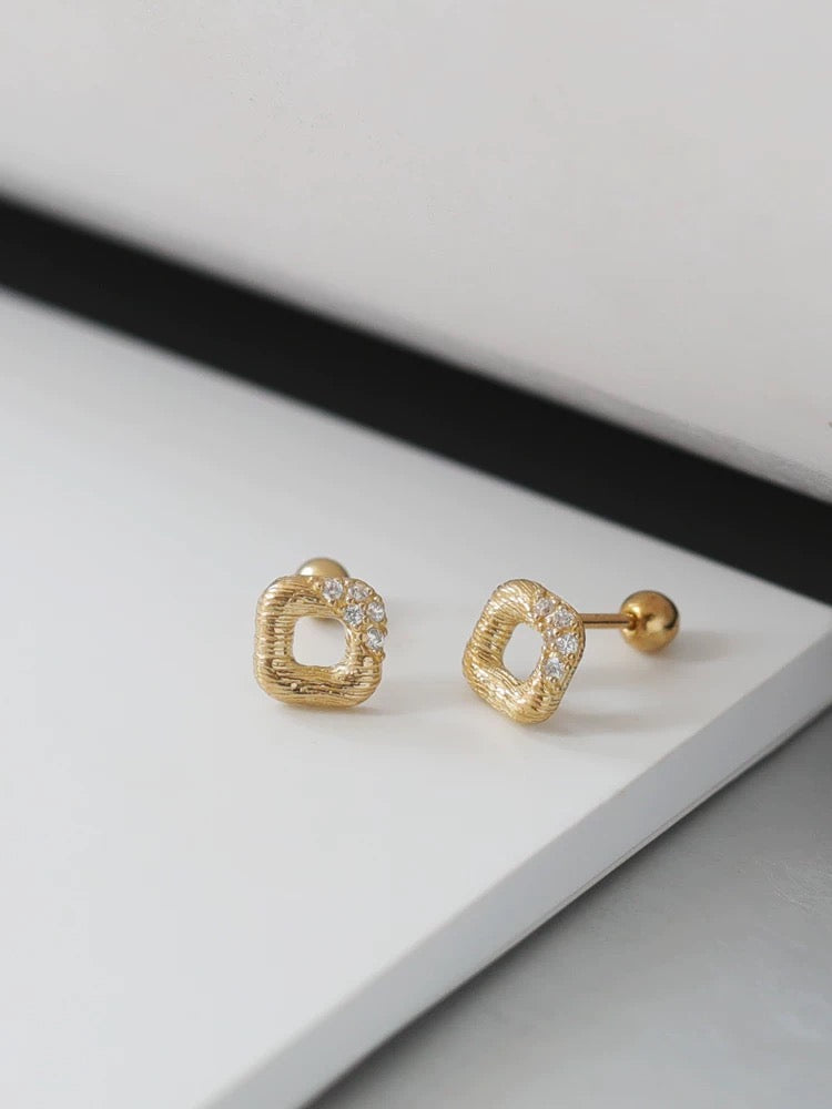 Brushed Square Bagel Stud Earrings