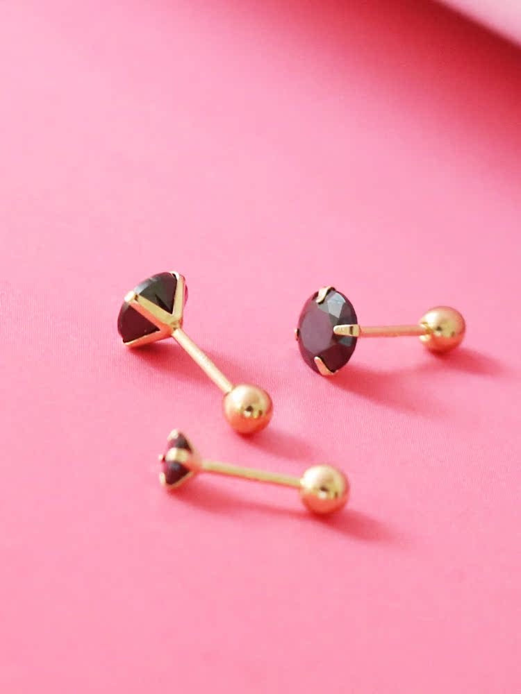 Four Claw Black Agate Round Stud Earrings