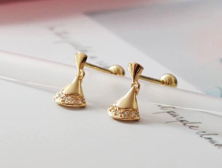 Trumpet Fan Sud Earrings