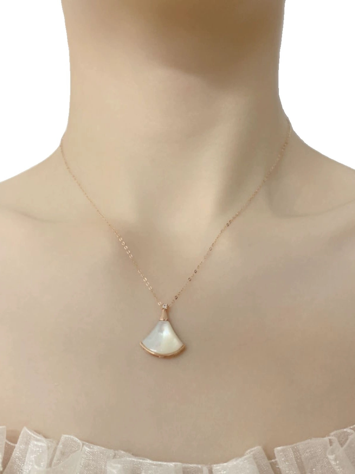 Mother of Pearl /Agate Skirt Charm Necklace