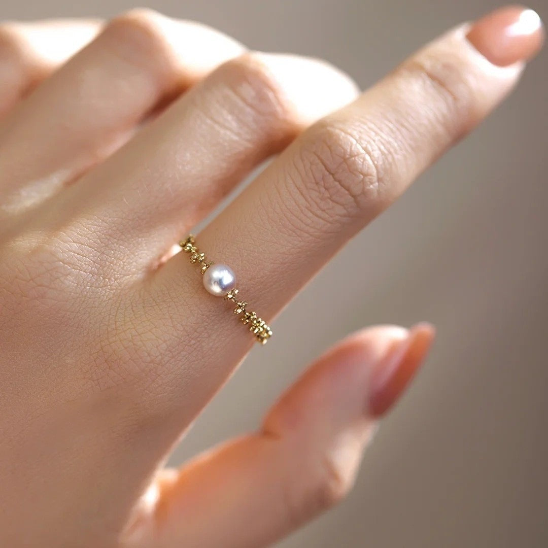 Adjustable Akoya Pearl Cross Chain Ring