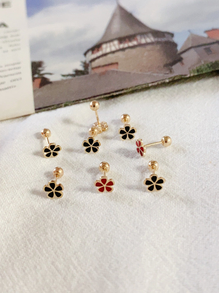 Fiesta Flower Plate Stud Earrings